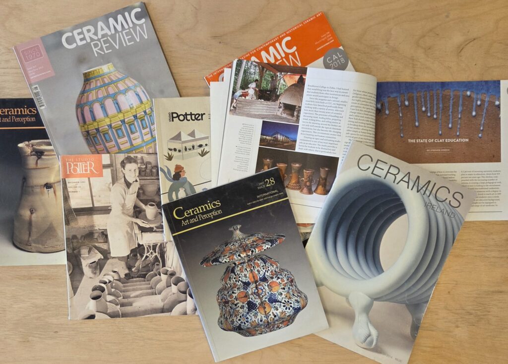 שיח ביקורתי בקרמיקה