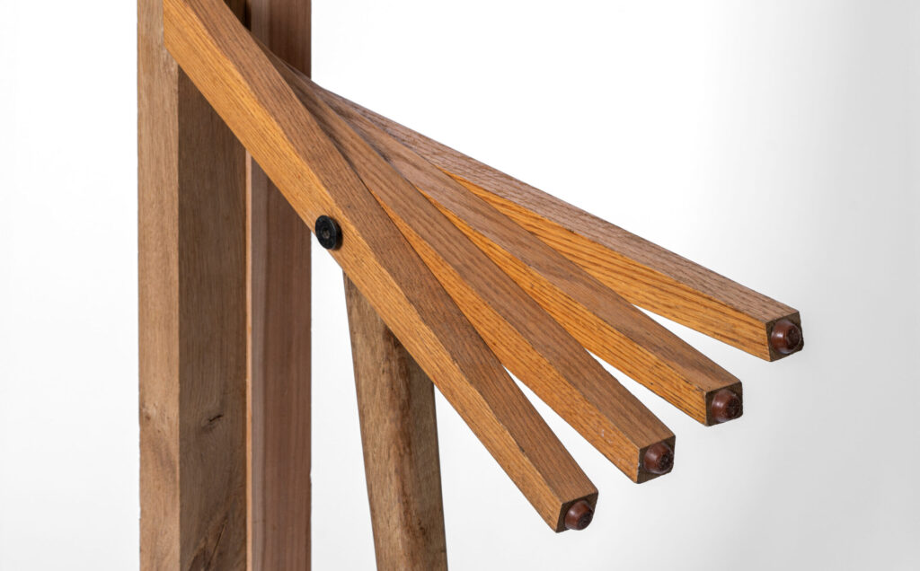 רהיטים (בלתי) אפשריים